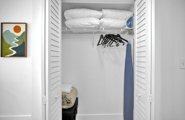 Serene Cozy Retreat with Balcony - Foto 40