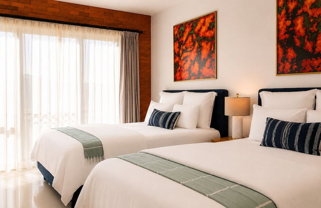 Flamboyan Hotel & Residences - Photo 7