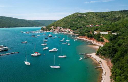 Spacious Villa With Pool and Garden in Stokovci - Foto 118