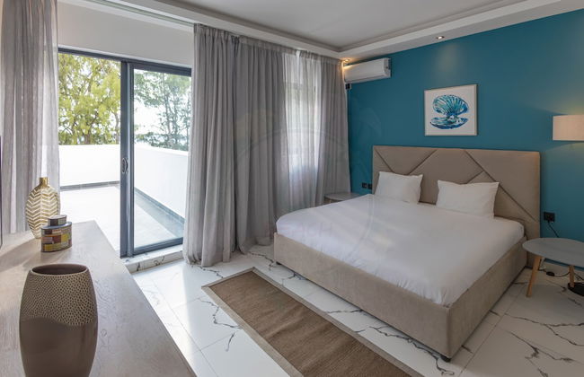 O'Beach Boutique Studios - Photo 7