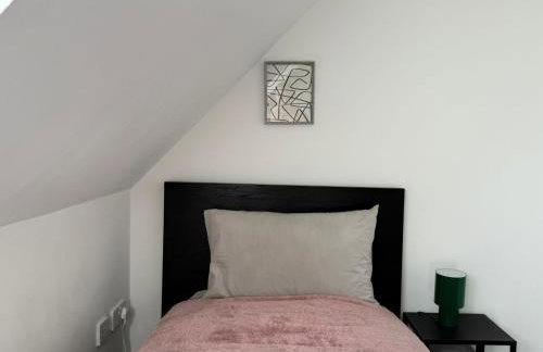 Home away Tamworth Staffordshire 4 Bedroom 3 Bathroom - Semi Detached House - Foto 62