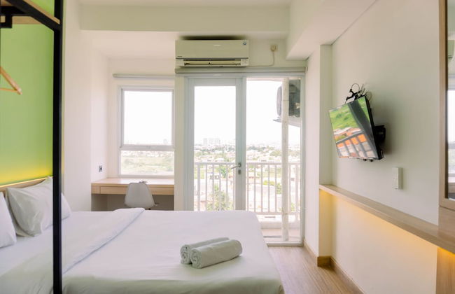 Homey And Cozy Living Studio Poris 88 Apartment - Foto 3