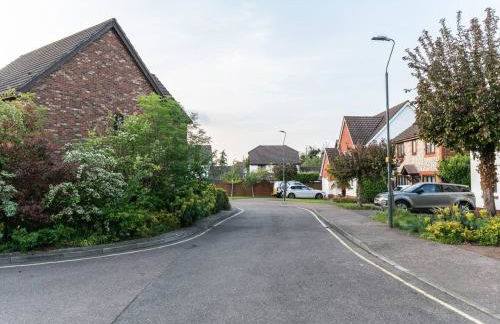 Gorgeous 4 BR House Near Station mins to London - Pass the Keys - Foto 67