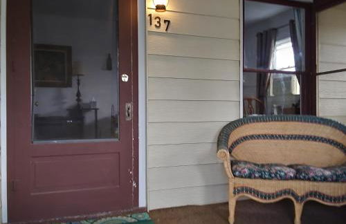 Bright and Cool Powell Apartment - Foto 27