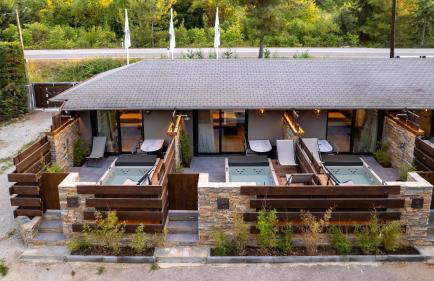 Sylvia Camping & Luxury Suites, Panel Hospitality Homes & Villas - Photo 3