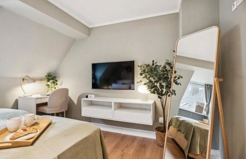 Deluxe! 15min Messe & Uniklinik, Arbeitsplatz, Boxspring - Foto 16