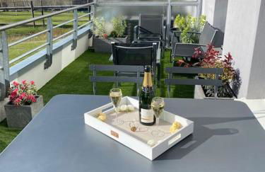 Le Domaine Réservé , parking et écrin de verdure - Foto 21