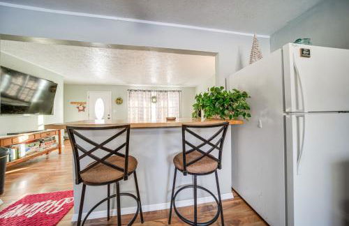 Ashtabula Home Rental - 2 Mi to Lake Erie, Beaches - Foto 6