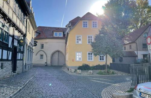 Ferienwohnung Schildblick Modernes Apartment direkt in der Altstadt von Erfurt nahe der Krämerbrücke - beste Innenstadtlage - Foto 24