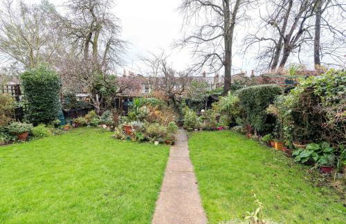 NEW Stylish 1 Bedroom Flat with Garden | London - Foto 38