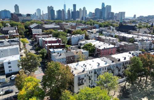 NEW Modern Private Entrance 2 BD Apt Minutes to NYC - Foto 6