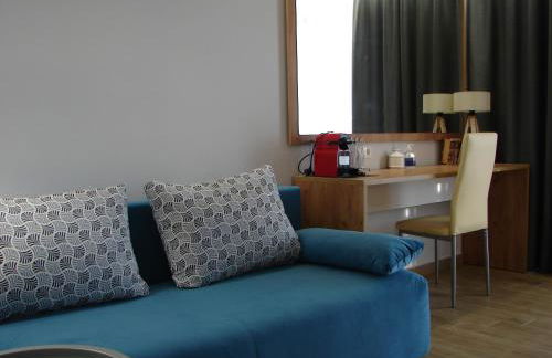 FOUR REASONS - Foto 60