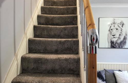 Apartment - Sleeps 5 - Great Location - Parking - Foto 21