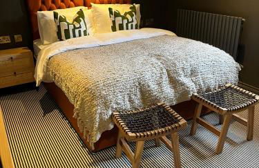 The Hideaway Bureau - Lowlands - Photo 10