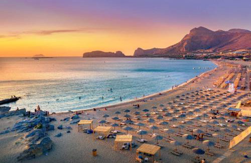 Silver Cozy Getaway - 3 Pearls Pool Retreat - Photo 43