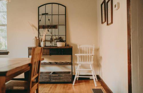 Conestoga Cottage with Hot Tub - Foto 18