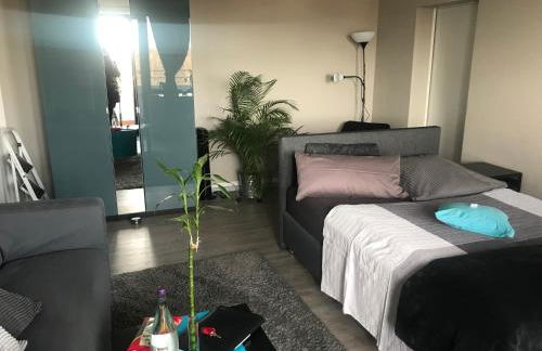 Helle Wohnung mit Balkon - Foto 5