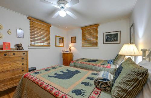 Fire Pit, Grill, and Views Cashiers Getaway! - Foto 19