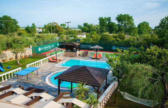 Villa Maxim with Private Pool & Tennis Court - Foto 26