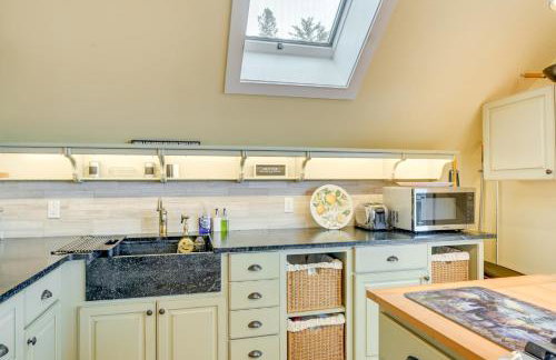 Waterfront Deer Isle Apartment with Fire Pit - Foto 13