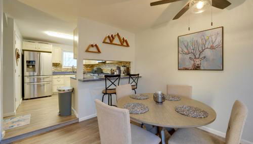 U-Med District Townhome with Private Yard and Grill - Photo 2