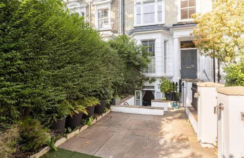 Super Kensington apt sleeps 2 to 4 with free WiFi - Foto 6