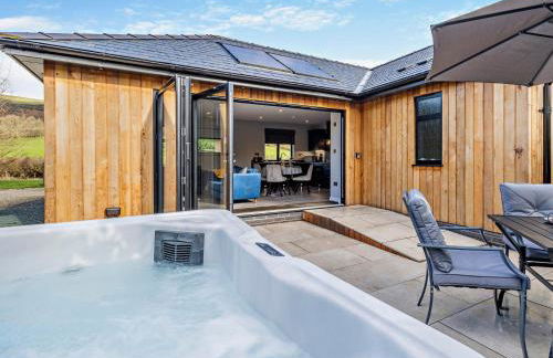 2 Bed in Heyope 94203 - Photo 1