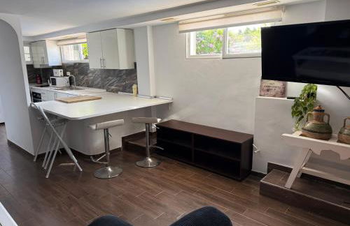 Apto con piscina y barbacoa - Foto 34