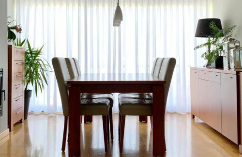 Yellow Five Apartment - Photo 9