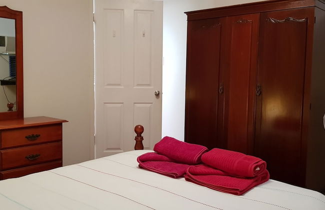 Spacious 2-Storey Home By The Bay: Sleeps 12 - Foto 4