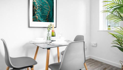 Modern 2 Bed Apartment - Sleeps 3 - Netflix - Parking 55C - Foto 5