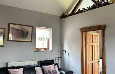 Holmleigh Annexe - Photo 7