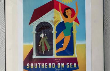 Stylish and artistic flat in Southend on Sea - 2 Double Bedrooms, Free on-street parking - Foto 34