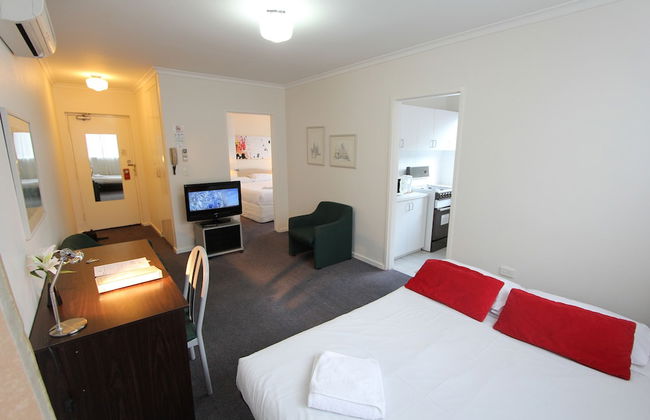 Drummond Apartments Services - Photo 5