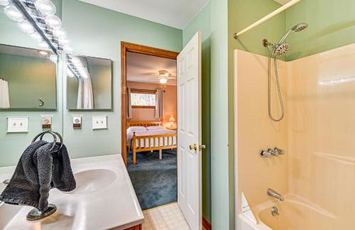 Near Hiking and Skiing Hunter Mountain Getaway! - Foto 17