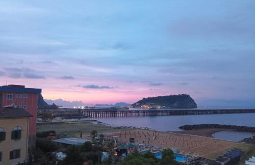 Bagnoli Bay, Napoli - Foto 1