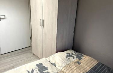 Large accommodation for up to 18 people near Halle Leipzig with Pool Table - Foto 18