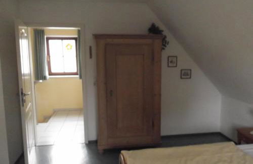 Ferienwohnung Neuendettelsau - Nähe Nürnberg - Schnelles Wlan - Foto 2