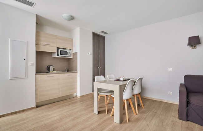 Odalys City Apartment Hotel - Montpellier Centre Gare Saint Roch - Foto 23