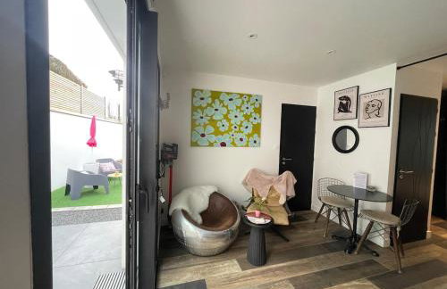 cocoon romantique avec jacuzzi proche plage - Photo 7