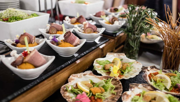 Buffet Dinner Cruise with Live Music - Foto 4