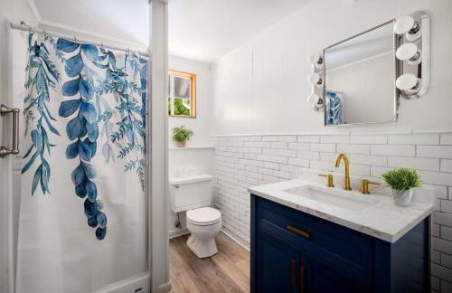 Mountain cabin w hot tub, fire pit & pet-friendly - Foto 25