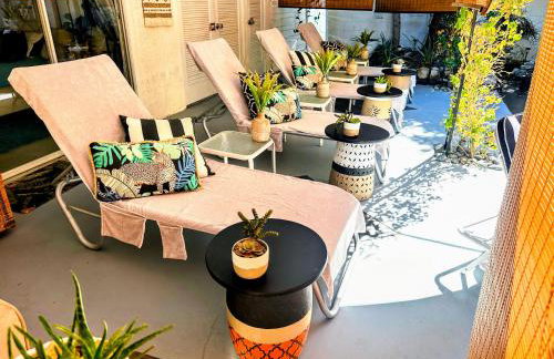 The Twin Palms Art House - vibrant, design-centric oasis, 2 mi to dowtown PS ID 3629 - Foto 36