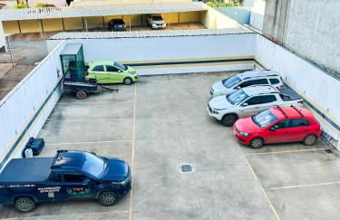 APË GOLD NO CENTRO DA CIDADE COM AR E CAMA KINg - Foto 11