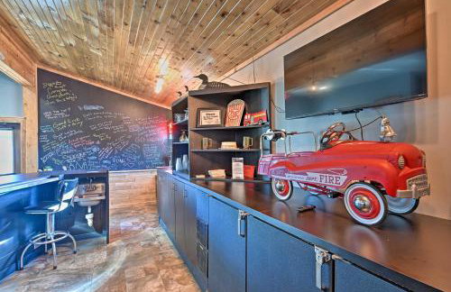 Massive Hatfield Loon Lodge with Roller Rink - Foto 7