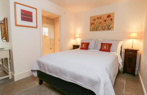 Wallerthwaite Barn Cottage - Photo 9