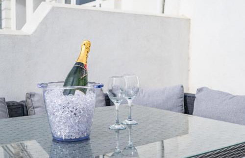 Seafront folkestone Sandgate channel tunnel - 5 star property Sleeps 16 - Foto 45