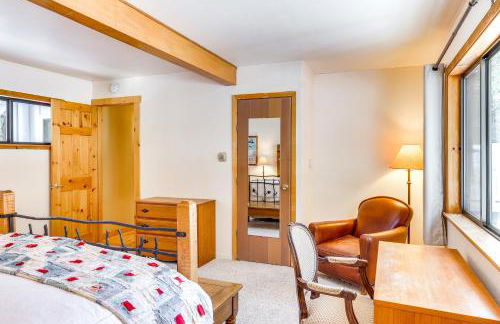 Less Than 2 Blocks to Lake Tahoe Family Home Near Skiing - Foto 11