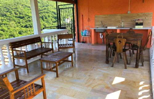 Nature Retreat in Testico - Photo 14