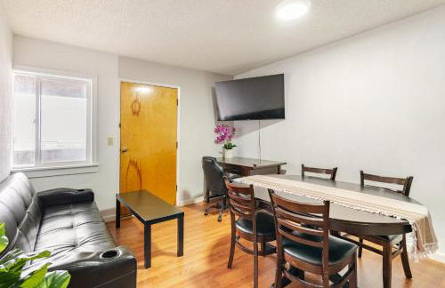 Cozy and Secure 3-Bedroom, 2-Bath Unit with 6 Beds and Beautiful Bay View - Foto 12